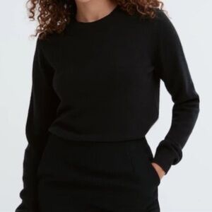Women’s Black Cashmere Sweater